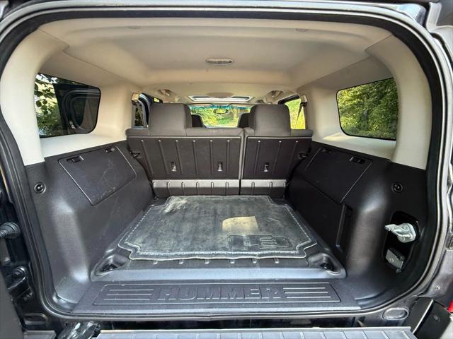 Photo of 2007 Black Hummer H3