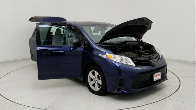 Photo of 2020 Parisian Night Pe Toyota Sienna