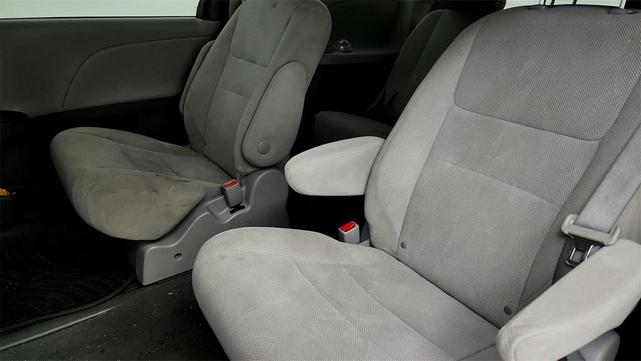 Photo of 2020 Parisian Night Pe Toyota Sienna