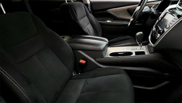 Photo of 2018 Gun Metallic Nissan Murano