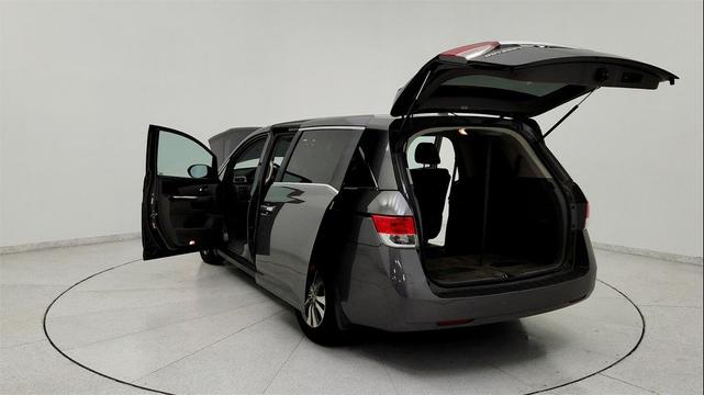 Photo of 2015 Smoky Topaz Metallic Honda Odyssey