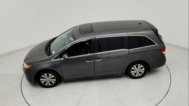 Photo of 2015 Smoky Topaz Metallic Honda Odyssey