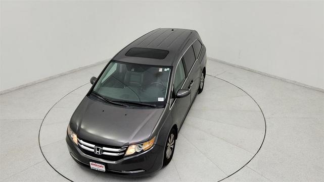 Photo of 2015 Smoky Topaz Metallic Honda Odyssey