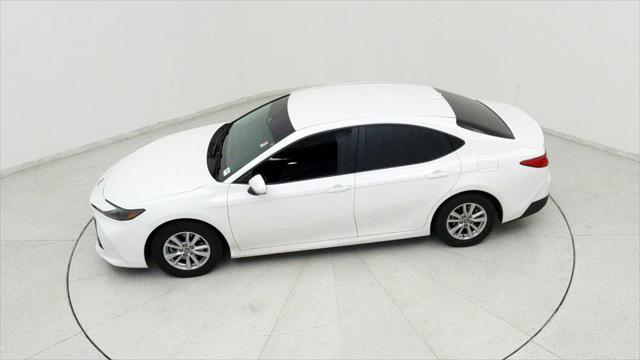 Photo of 2025 Ice Toyota Camry