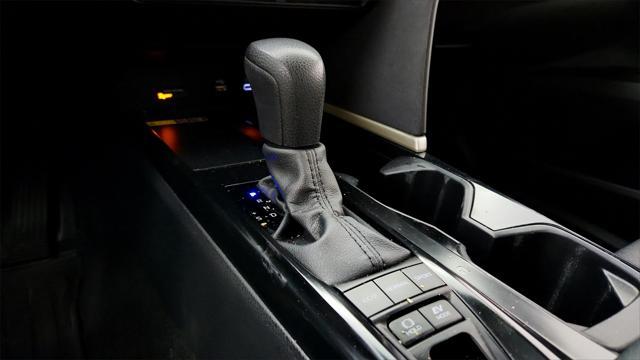 Photo of 2025 Ice Toyota Camry