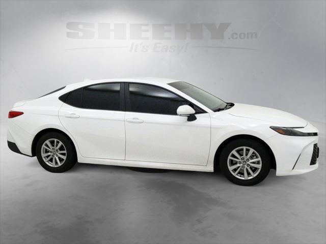 Photo of 2025 Ice Toyota Camry
