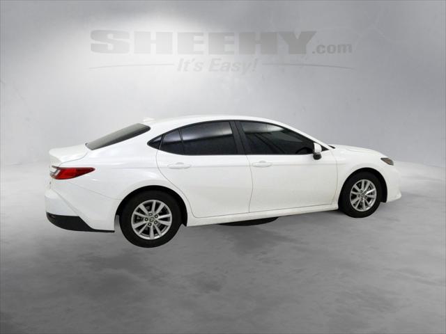 Photo of 2025 Ice Toyota Camry