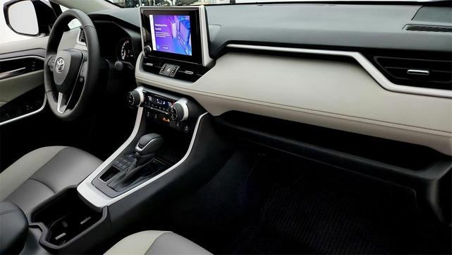 Photo of 2025 Magnetic Gray Metallic Toyota RAV4