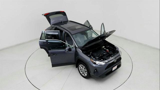 Photo of 2025 Magnetic Gray Metallic Toyota RAV4