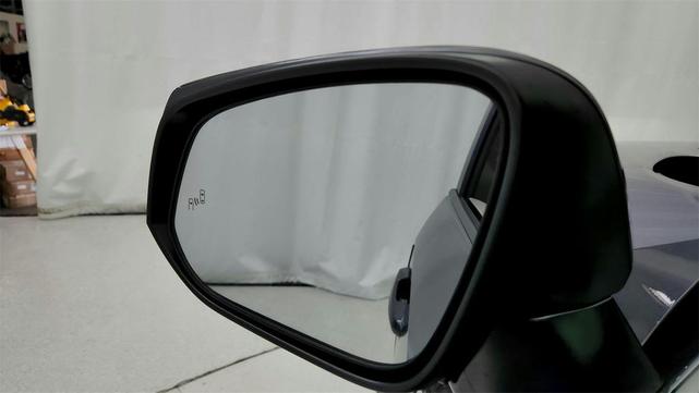 Photo of 2025 Magnetic Gray Metallic Toyota RAV4