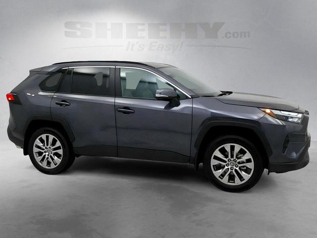 Photo of 2025 Magnetic Gray Metallic Toyota RAV4