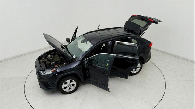 Photo of 2021 Midnight Black Metallic Toyota RAV4