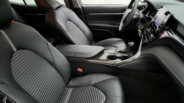 Photo of 2022 Predawn Gray Mica Toyota Camry