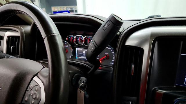 Photo of 2016 Summit White Chevrolet Silverado 1500