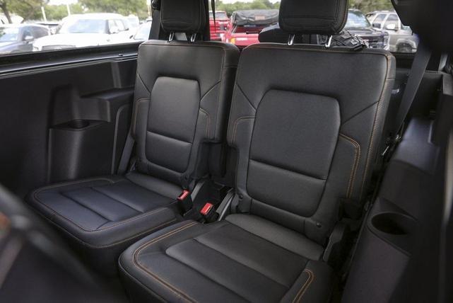 Photo of 2023 Cactus Green / Gray Ford Bronco