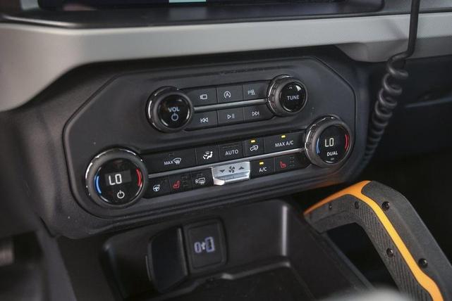 Photo of 2023 Cactus Green / Gray Ford Bronco