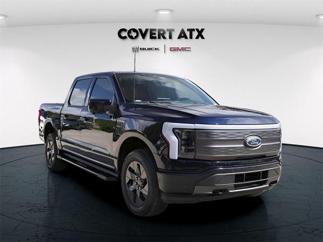 Photo of 2022 Blue Metallic Ford F-150 Lightning