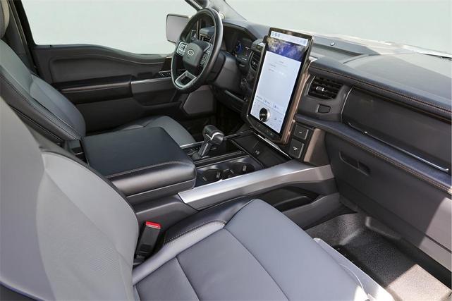Photo of 2022 Blue Metallic Ford F-150 Lightning
