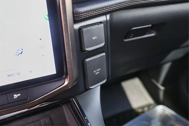 Photo of 2022 Blue Metallic Ford F-150 Lightning