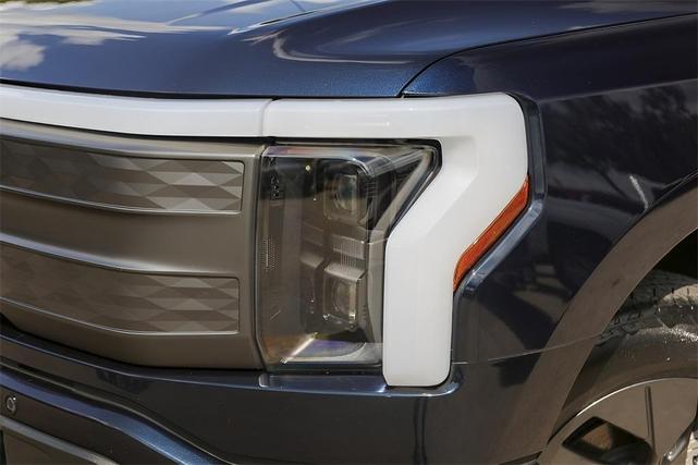 Photo of 2022 Blue Metallic Ford F-150 Lightning