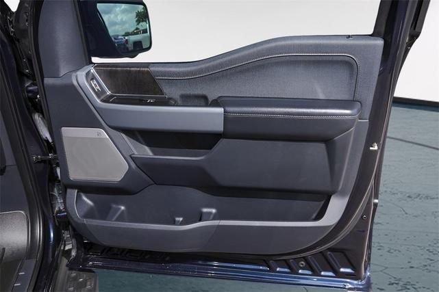 Photo of 2022 Blue Metallic Ford F-150 Lightning