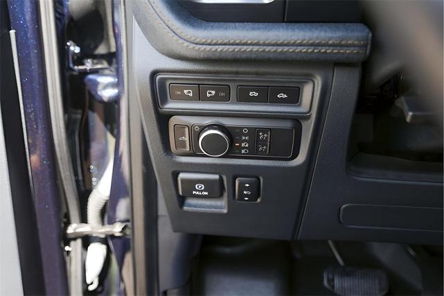 Photo of 2022 Blue Metallic Ford F-150 Lightning