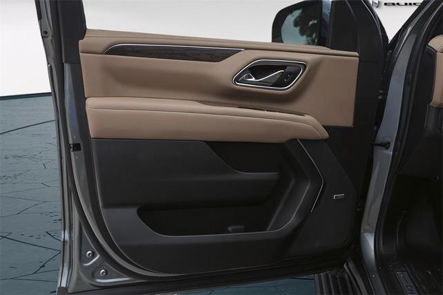 Photo of 2023 Silver Sage Metallic Chevrolet Tahoe