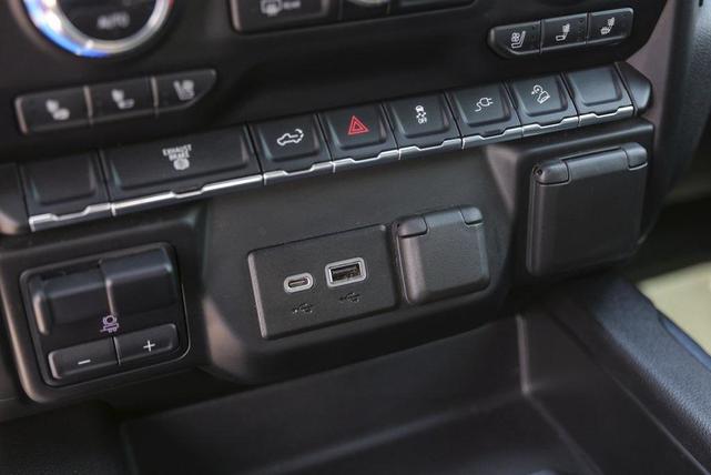 Photo of 2022 Cayenne Red Tintcoat GMC Sierra 2500