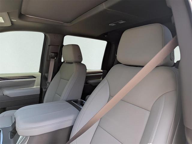 Photo of 2025 White Frost GMC Sierra 2500