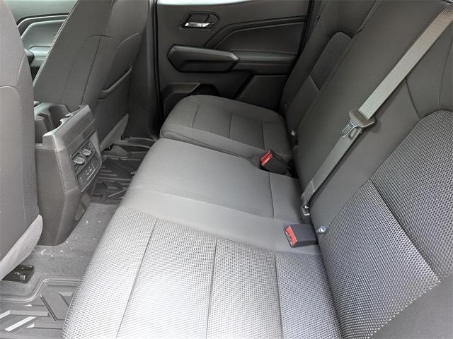 Photo of 2025 Summit White GMC Canyon