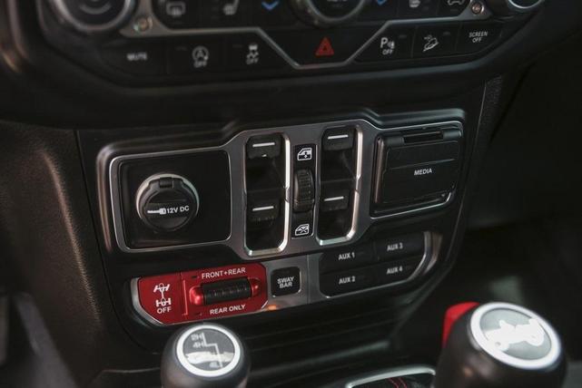 Photo of 2019 Granite Crystal Clearcoat Metallic Jeep Wrangler Unlimited