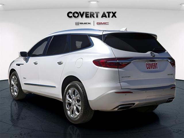 Photo of 2018 White Frost Tri-Coat Buick Enclave