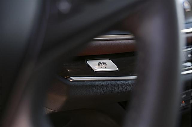 Photo of 2018 White Frost Tri-Coat Buick Enclave