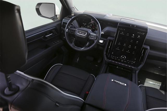Photo of 2025 Summit White GMC Yukon XL