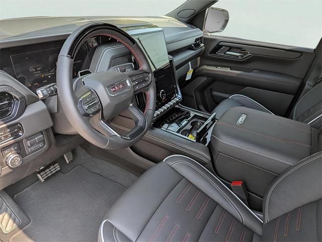 Photo of 2025 Summit White GMC Yukon XL