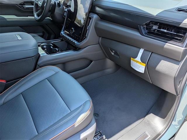 Photo of 2025 Midnight Pine GMC Yukon XL