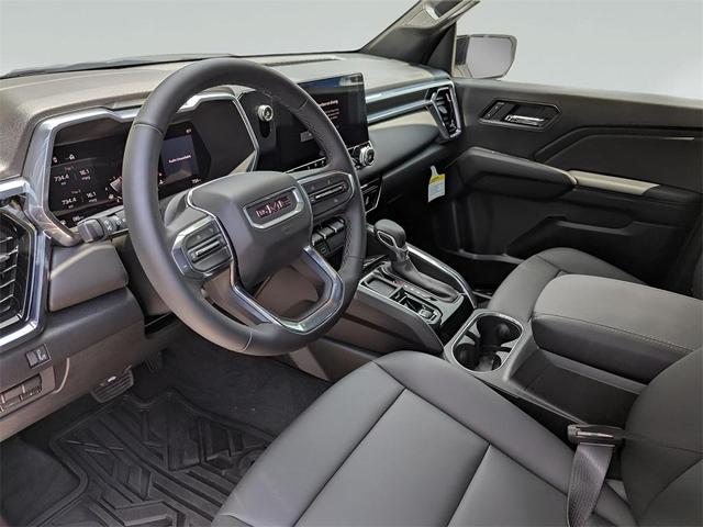 Photo of 2025 Summit White GMC Canyon
