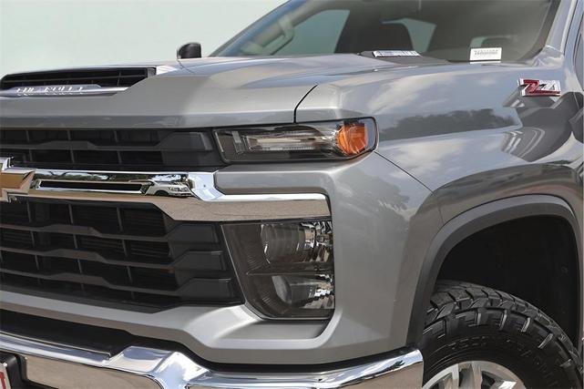 Photo of 2024 Sterling Gray Metallic Chevrolet Silverado 2500