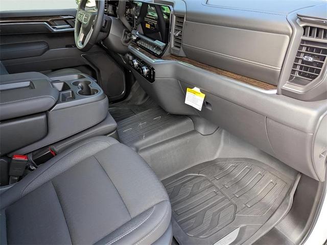 Photo of 2025 Summit White GMC Sierra 1500