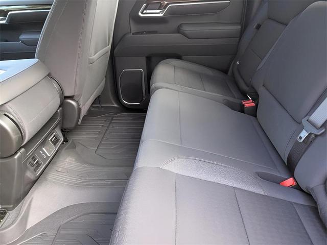 Photo of 2025 Summit White GMC Sierra 1500