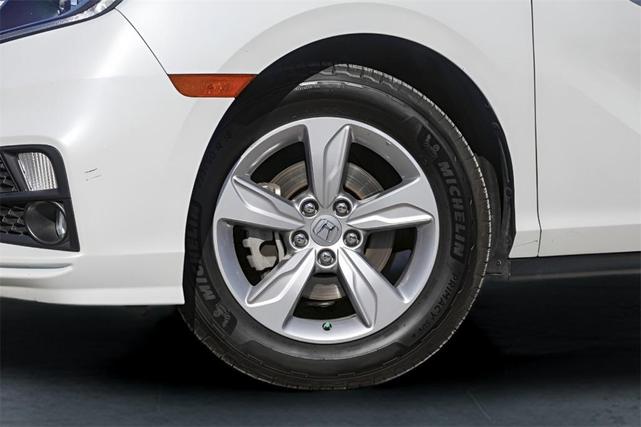 Photo of 2020 White Honda Odyssey