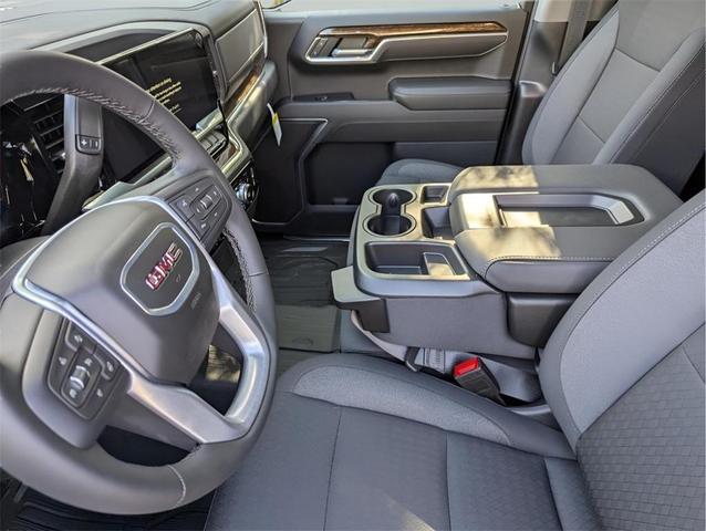 Photo of 2025 Summit White GMC Sierra 1500