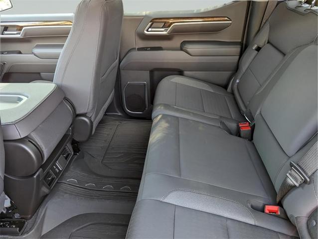 Photo of 2025 Summit White GMC Sierra 1500