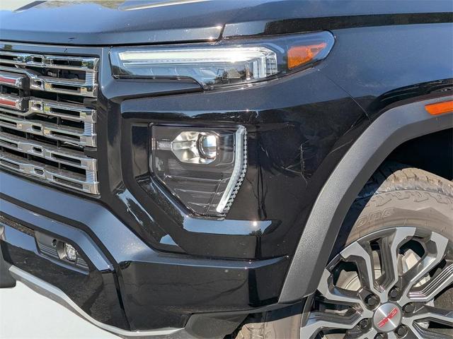 Photo of 2026 Onyx Black GMC Canyon