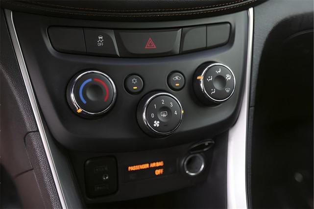 Photo of 2020 Nightfall Gray Metallic Chevrolet Trax