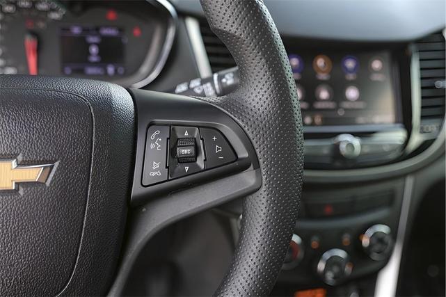 Photo of 2020 Nightfall Gray Metallic Chevrolet Trax