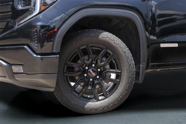 Photo of 2024 Black GMC Sierra 1500