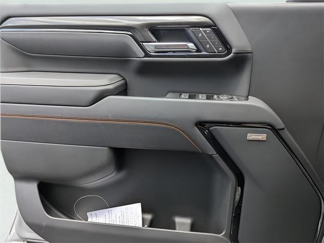 Photo of 2025 Gray GMC Sierra 2500