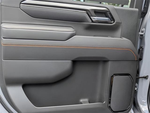 Photo of 2025 Gray GMC Sierra 2500
