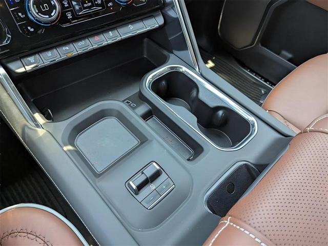 Photo of 2025 Onyx Black GMC Sierra 2500